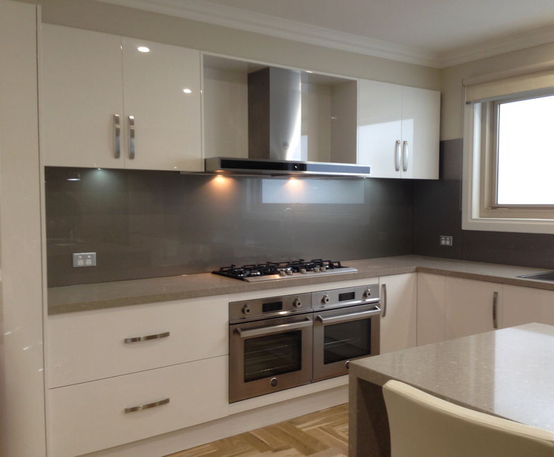 The Ultimate Solution for your Kitchen glass Splashbacks